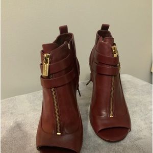 Michael Kors seasonal dressy contemporary sleek boots, burgundy or maroon color